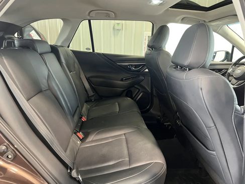 Used 2022 Subaru Outback Limited AWD/4WD image 28