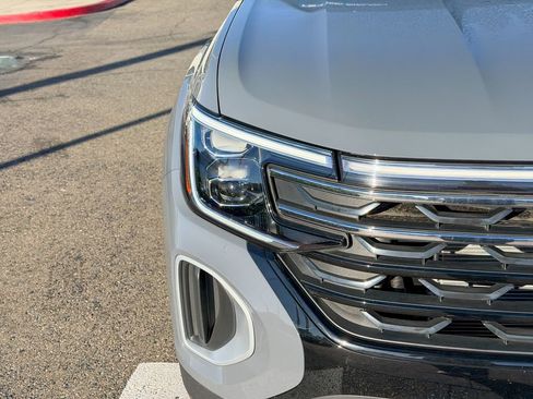 New 2026 Volkswagen Atlas Peak Edition AWD/4WD image 5