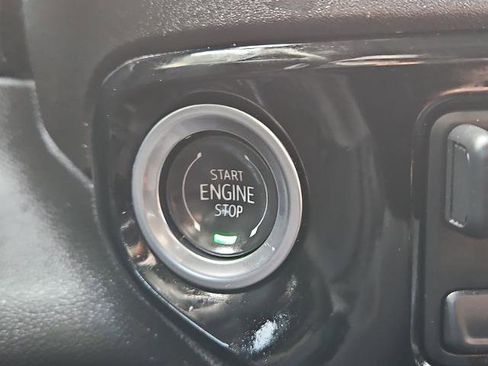 Certified 2025 Chevrolet Silverado 2500 LT w/ Z71 Chrome Sport Edition image 17