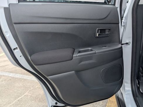 New 2026 Mitsubishi Outlander Sport LE AWD/4WD image 22