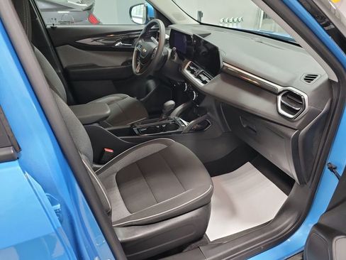 Used 2025 Chevrolet TrailBlazer LT image 18