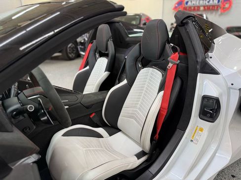 Used 2023 Chevrolet Corvette Stingray Premium Conv w/ Z51 Performance Package RWD image 13