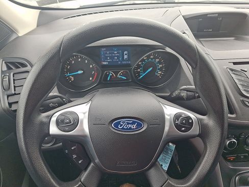 Used 2015 Ford Escape SE image 19
