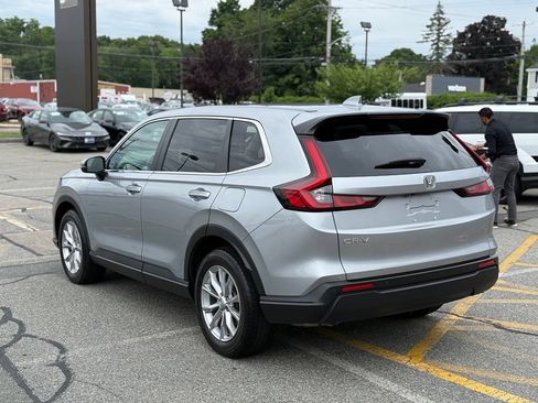 Used 2023 Honda CR-V EX-L image 3