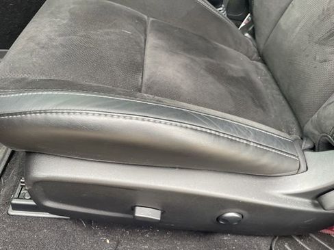 Used 2023 Dodge Challenger R/T Scat Pack RWD image 8