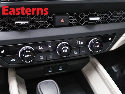 Used 2025 Honda Accord SE image 19