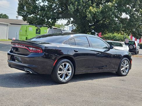 Used 2020 Dodge Charger SXT AWD/4WD image 7