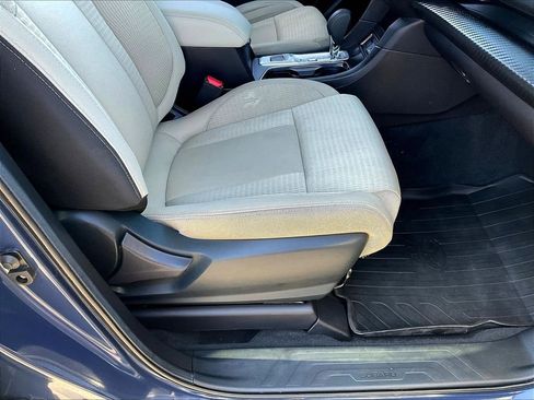 Used 2023 Subaru Ascent Premium w/ Convenience Package image 36