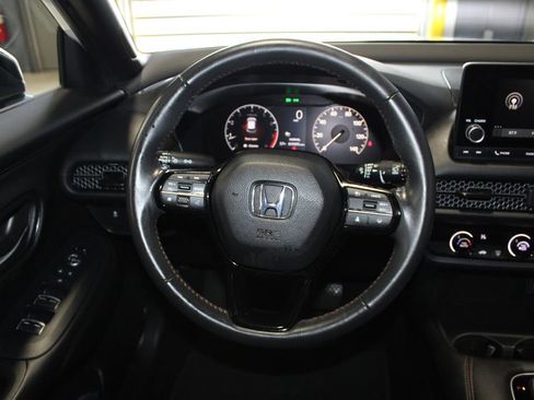 Used 2024 Honda HR-V Sport image 18