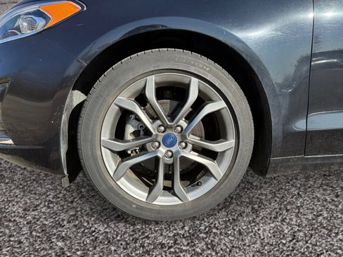 Used 2020 Ford Fusion SEL image 14