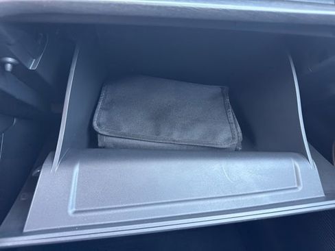 Used 2025 Nissan Murano SV AWD/4WD image 36
