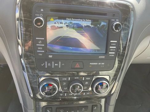 Used 2014 Buick Enclave Leather AWD/4WD image 10