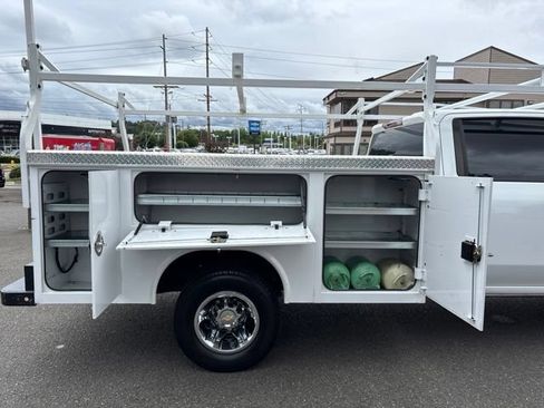 Used 2024 Chevrolet Silverado 3500 LT AWD/4WD image 36