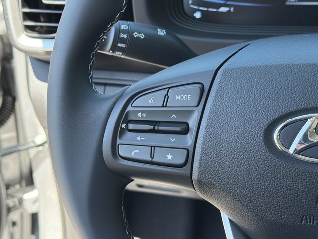 New 2026 Hyundai Venue SEL FWD image 26