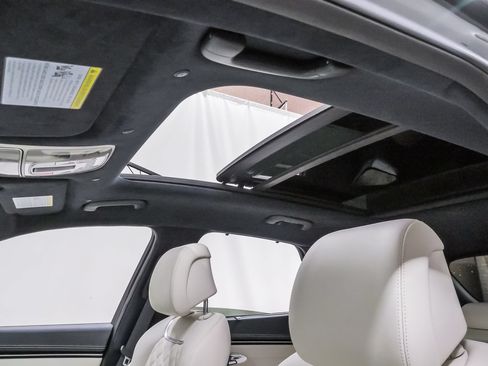 Certified 2023 Genesis Electrified GV70 w/ Prestige Package AWD/4WD image 10