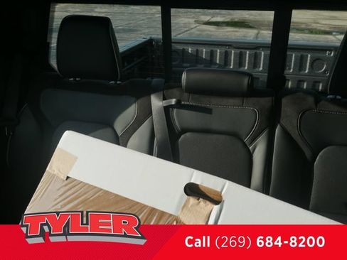 New 2026 RAM 1500 Laramie AWD/4WD image 42