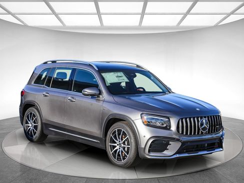 New 2026 Mercedes-Benz GLB 35 AMG 4MATIC image 5