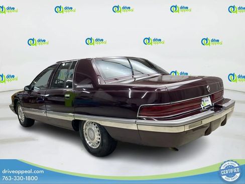 Used 1994 Buick Roadmaster Sedan RWD image 8