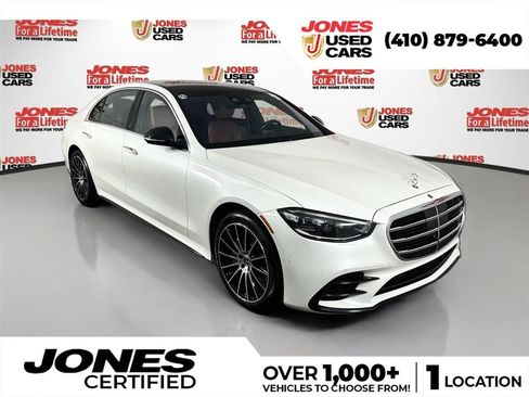 Used 2022 Mercedes-Benz S 500 4MATIC image 1