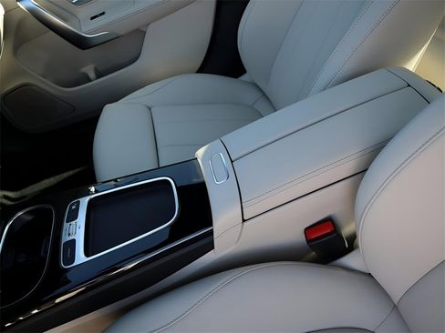 New 2026 Mercedes-Benz CLA 250 4MATIC image 16