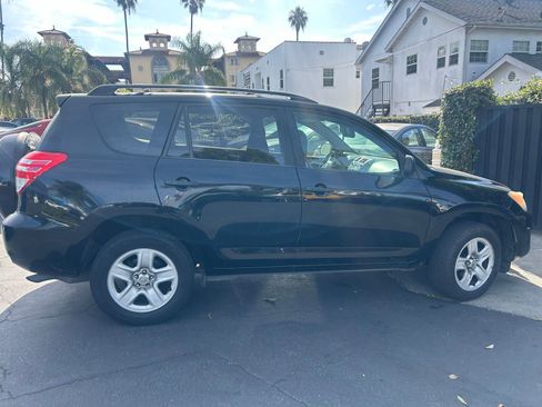 Used 2011 Toyota RAV4 2WD w/ Base L4 Extra Value Pkg image 9