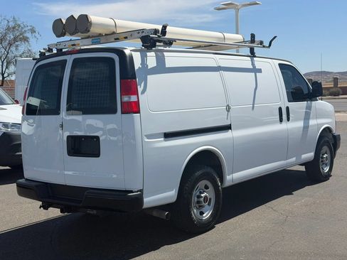 Used 2022 GMC Savana 2500 w/ Driver Convenience Package RWD image 6