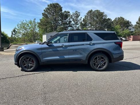 New 2026 Ford Explorer ST image 4