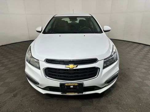 Used 2016 Chevrolet Cruze LT image 8