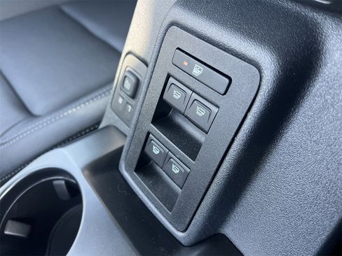 New 2025 Ford Bronco Big Bend image 9