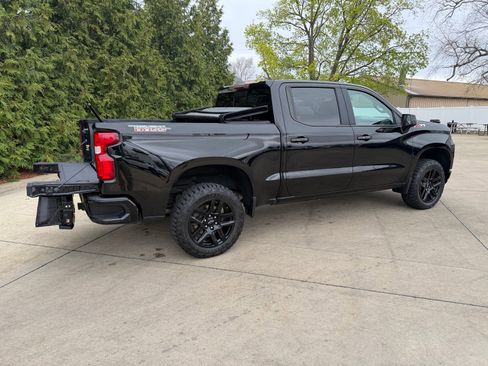 Used 2021 Chevrolet Silverado 1500 LT Trail Boss w/ Convenience Package II image 12