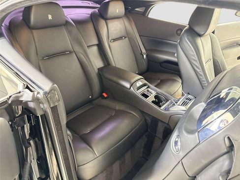 Used 2014 Rolls-Royce Wraith RWD image 27