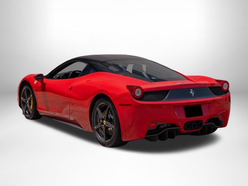 Used 2012 Ferrari 458 Italia Coupe RWD image 2
