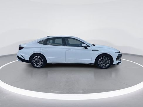 New 2026 Hyundai Sonata SEL FWD image 9