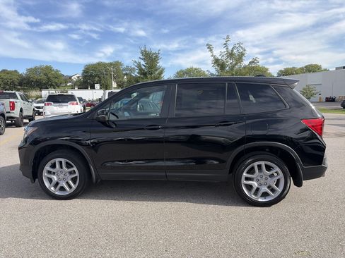 Certified 2024 Honda Passport EX-L image 8