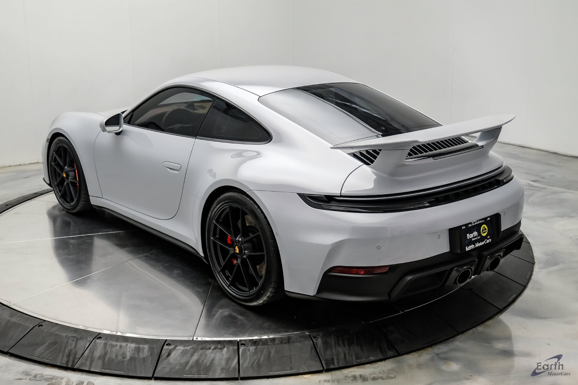 Used 2026 Porsche 911 Carrera GTS RWD image 13