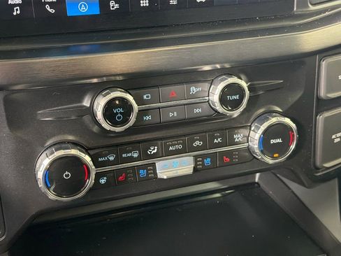 Used 2025 Ford F250 Lariat w/ Lariat Ultimate Package AWD/4WD image 18