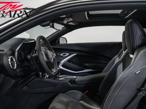 Used 2022 Chevrolet Camaro SS image 29