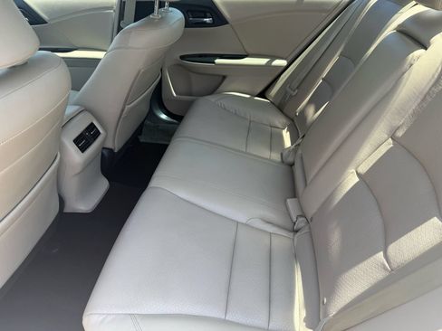 Used 2015 Honda Accord EX-L image 25
