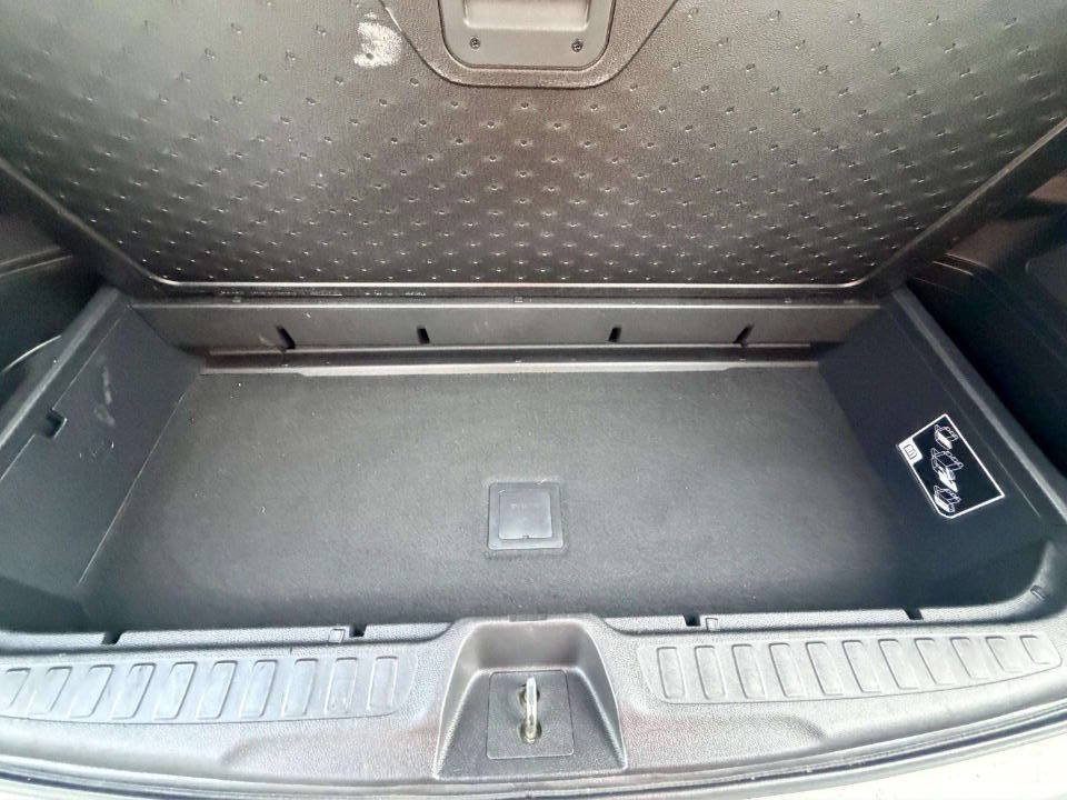 Used 2016 Honda Pilot Elite image 6