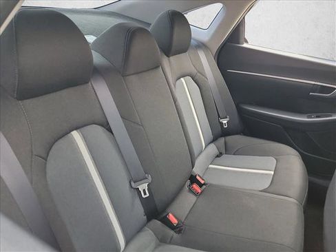 Used 2020 Hyundai Sonata SE w/ Cargo Package image 16