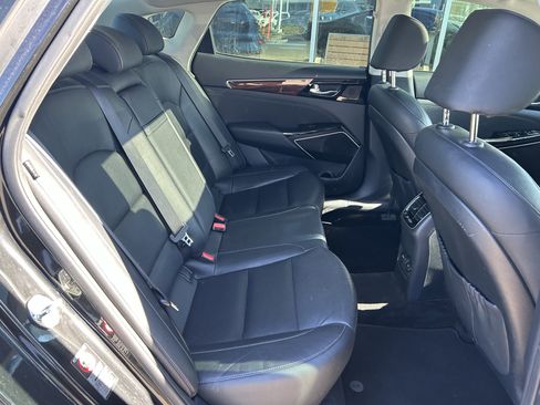Used 2017 Kia Cadenza Premium w/ Luxury Package image 25