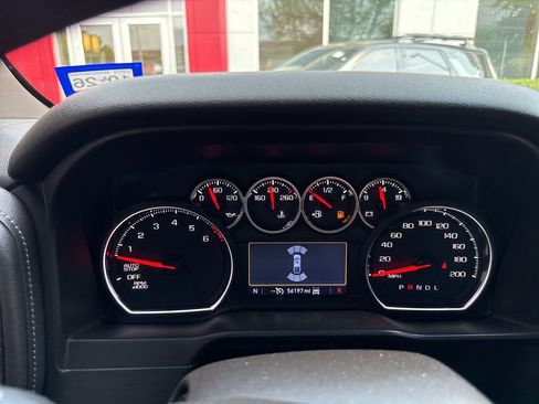 Used 2020 Chevrolet Silverado 1500 LT Trail Boss image 13