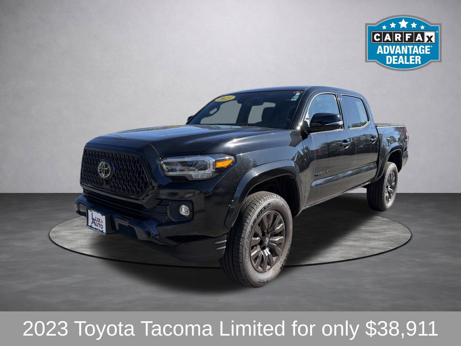 Used 2023 Toyota Tacoma Limited w/ Nightshade Package AWD/4WD image 10