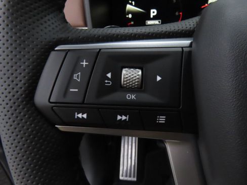 New 2025 Mitsubishi Outlander SEL image 11