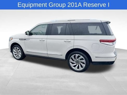 Certified 2024 Lincoln Navigator Reserve AWD/4WD image 6