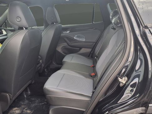 New 2026 Volkswagen Tiguan SE R-Line image 14