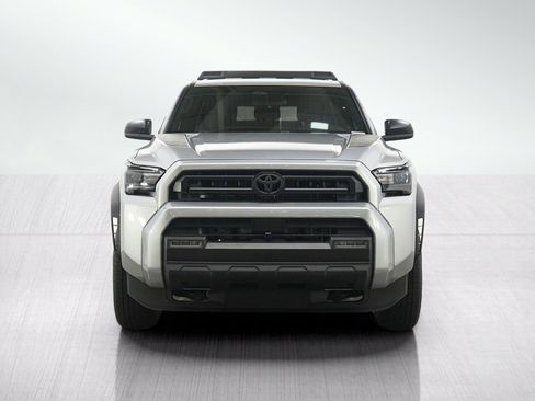 Used 2026 Toyota 4Runner SR5 AWD/4WD image 8