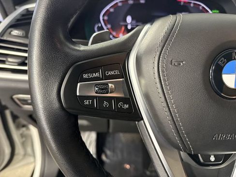 Used 2022 BMW X6 xDrive40i w/ Climate Comfort Package AWD/4WD image 12