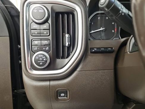 Used 2020 GMC Sierra 2500 Denali w/ Denali Ultimate Package image 17