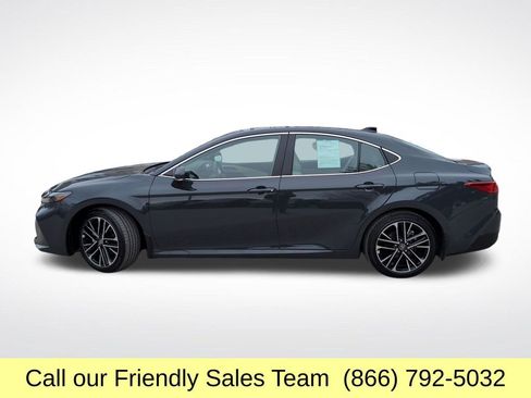 Used 2025 Toyota Camry XLE w/ Premium Package image 2